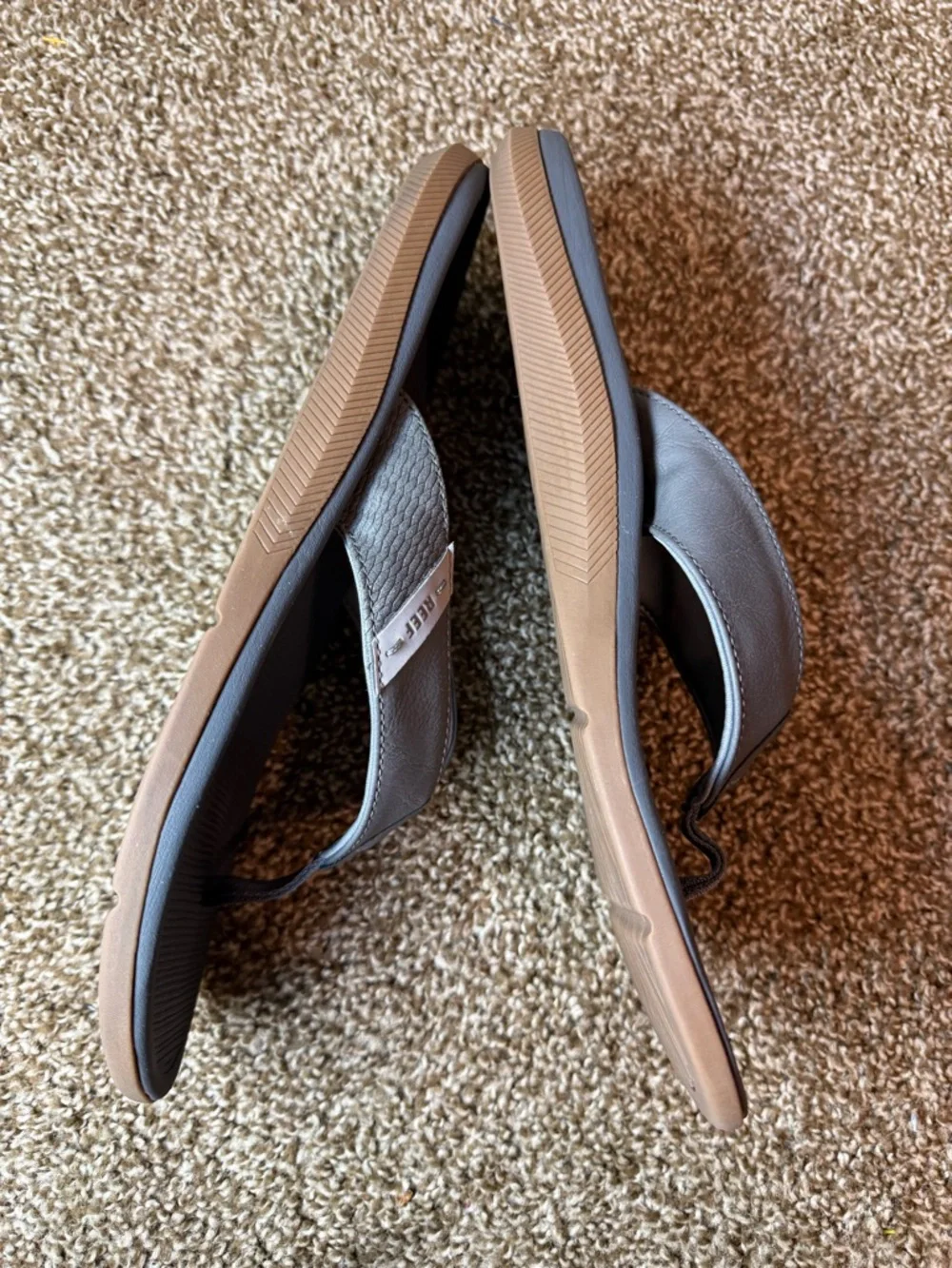 Reef Men’s Flip Flops in Grey with Tan Outsole 13